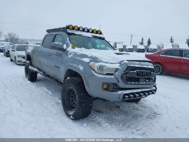5TFDZ5BN0JX038429 Toyota Tacoma Dbl Cab/sr5/trd Sport/or