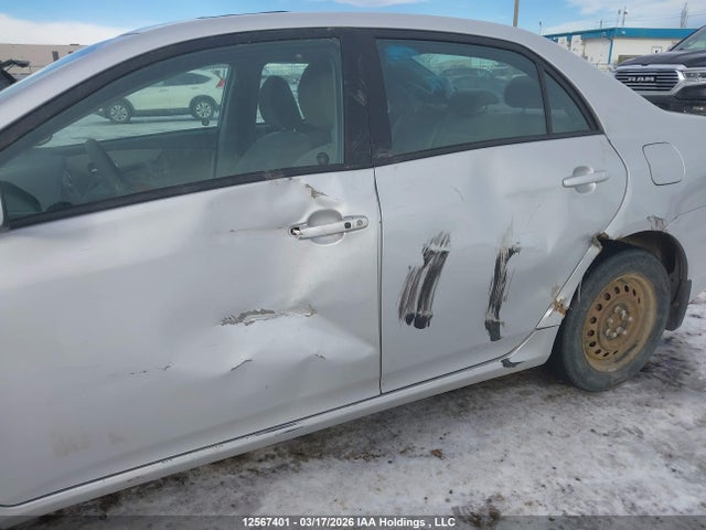 2010 Toyota Corolla Le მანქანა იყიდება აუქციონზე, vin: 2T1BU4EE1AC372480, აუქციონის ნომერი: 12567401