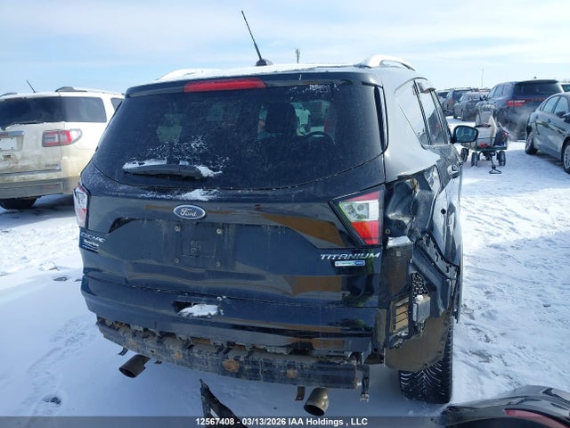 1FMCU9J9XHUD96912 Ford Escape Titanium