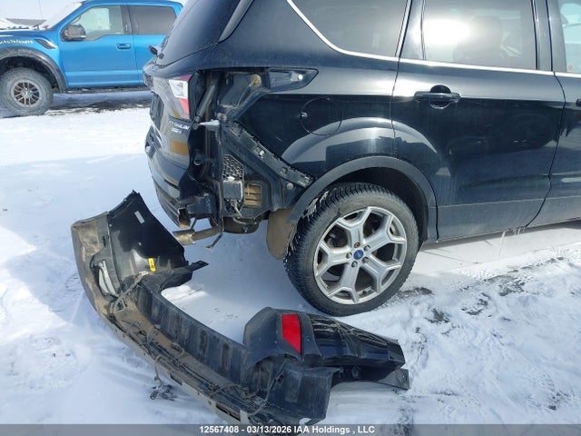 1FMCU9J9XHUD96912 Ford Escape Titanium