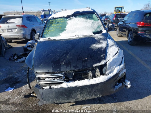 WVGMV7AX9HK034263 Volkswagen Tiguan Comfortline