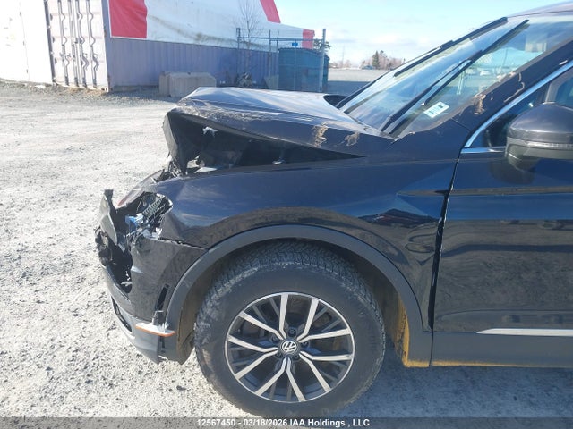 Продажа на аукционе авто 2018 Volkswagen Tiguan Comfortline, vin: 3VV2B7AX2JM197986, номер лота: 12567450