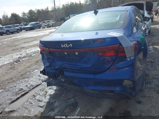 3KPF24AD8RE828556 KIA Forte