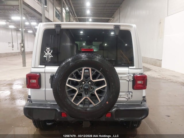 1C4PJXEN5RW125238 Jeep Wrangler 4-door Sahara