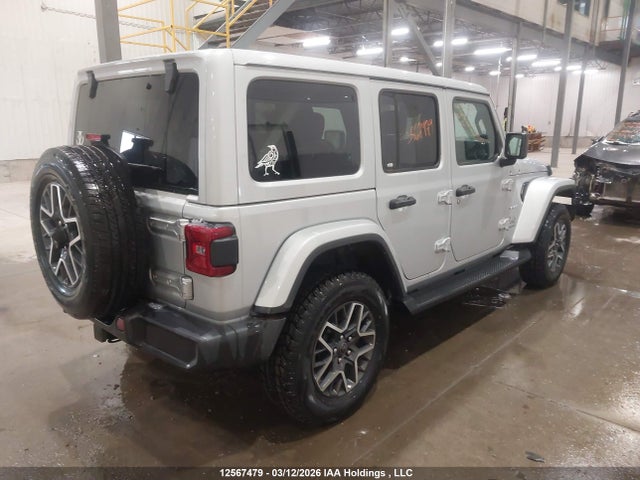 1C4PJXEN5RW125238 Jeep Wrangler 4-door Sahara