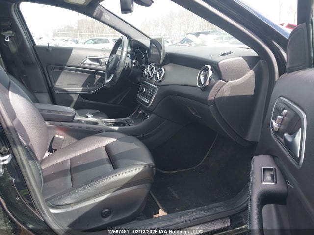WDCTG4GB7KU010375 Mercedes-Benz Gla 250 4matic