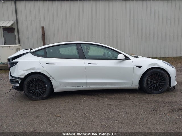 Продажа на аукционе авто 2022 Tesla Model 3, vin: 5YJ3E1EB7NF237821, номер лота: 12567483