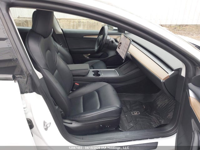 Продажа на аукционе авто 2022 Tesla Model 3, vin: 5YJ3E1EB7NF237821, номер лота: 12567483
