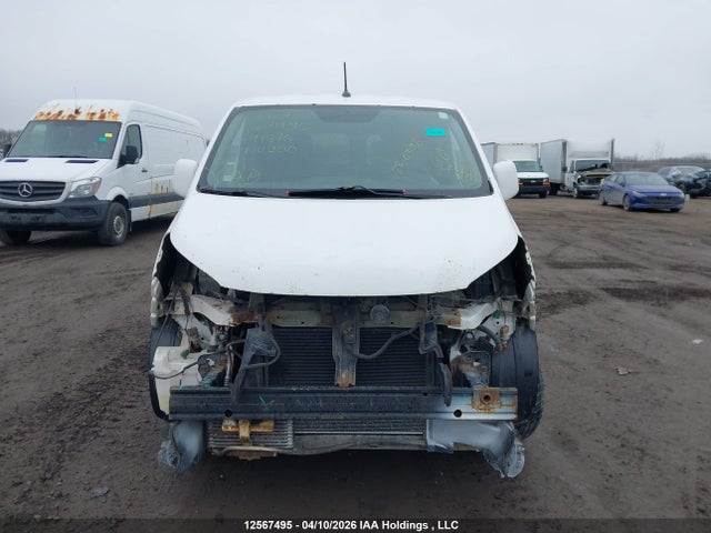 12567495 :رقم المزاد ، 3N6CM0KN3FK691596 vin ، 2015 Nissan Nv200 مزاد بيع
