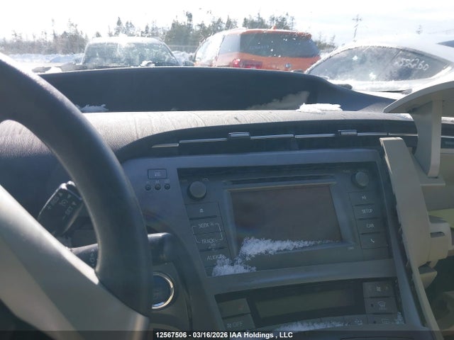JTDKN3DU0F1939029 Toyota Prius