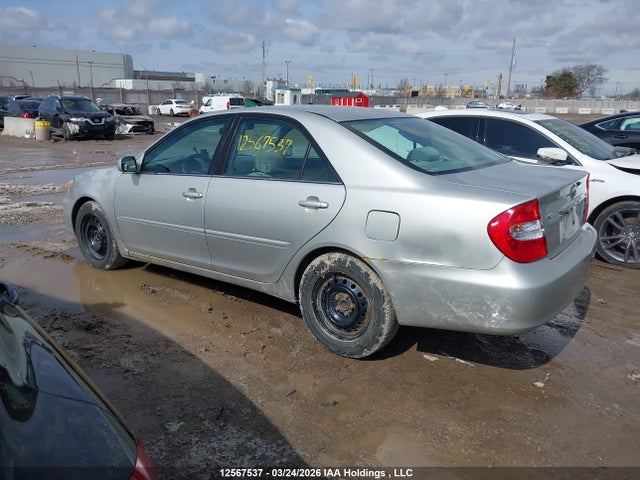 12567537 :رقم المزاد ، 4T1BE32K44U377368 vin ، 2004 Toyota Camry Le/xle/se مزاد بيع