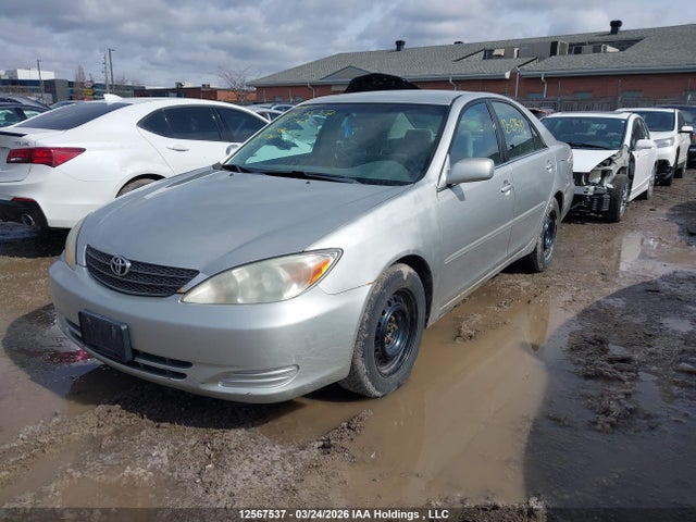 12567537 :رقم المزاد ، 4T1BE32K44U377368 vin ، 2004 Toyota Camry Le/xle/se مزاد بيع