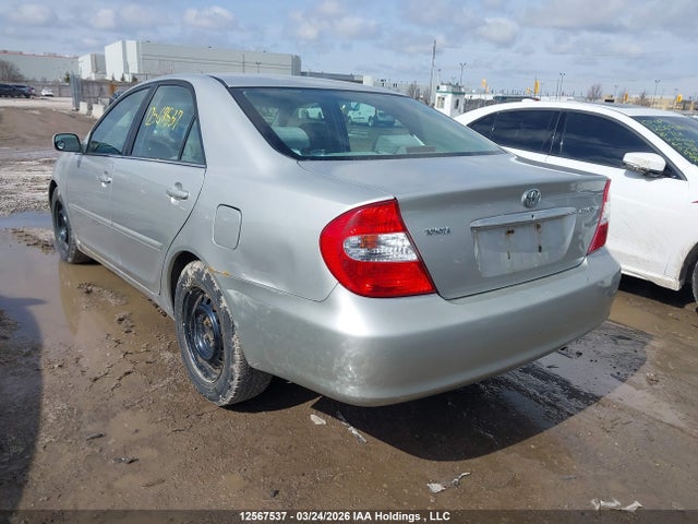12567537 :رقم المزاد ، 4T1BE32K44U377368 vin ، 2004 Toyota Camry Le/xle/se مزاد بيع