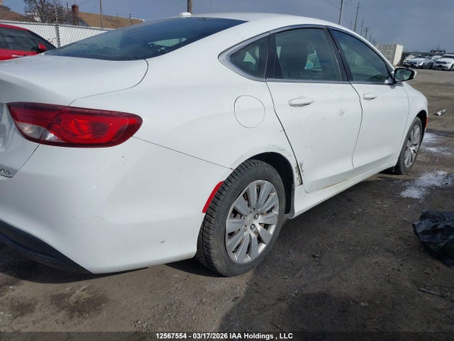 2015 Chrysler 200 Lx მანქანა იყიდება აუქციონზე, vin: 1C3CCCFB1FN721023, აუქციონის ნომერი: 12567554