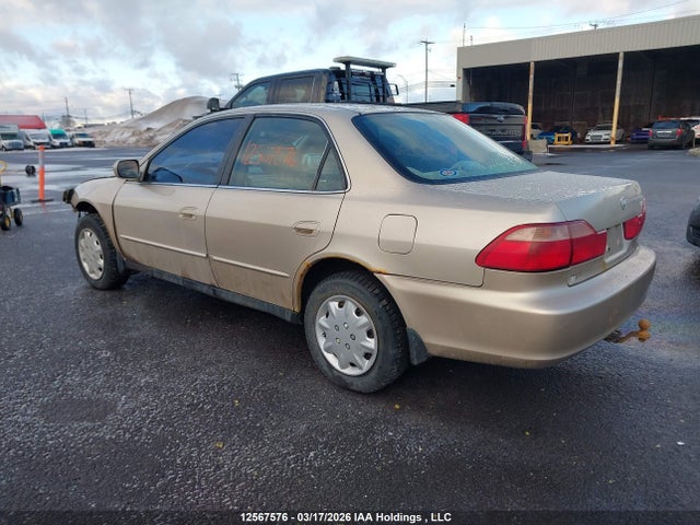 2000 Honda Accord მანქანა იყიდება აუქციონზე, vin: 1HGCG5574YA808080, აუქციონის ნომერი: 12567576