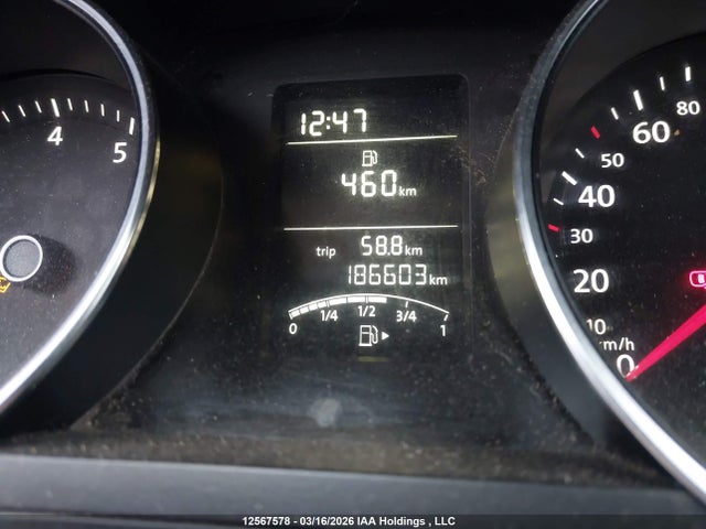 3VW1K7AJXFM235555 Volkswagen Jetta 2.0l Trendline/2.0l Trendline+