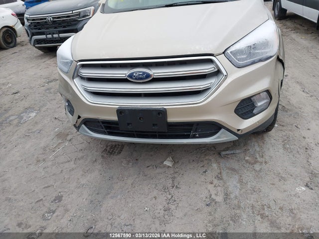 2018 Ford Escape Titanium მანქანა იყიდება აუქციონზე, vin: 1FMCU9J94JUC93717, აუქციონის ნომერი: 12567590
