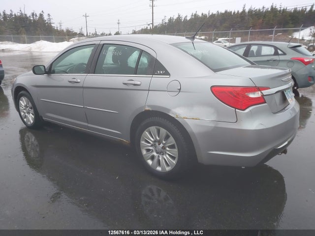 12567616 :رقم المزاد ، 1C3CCBAB5DN719743 vin ، 2013 Chrysler 200 Lx مزاد بيع