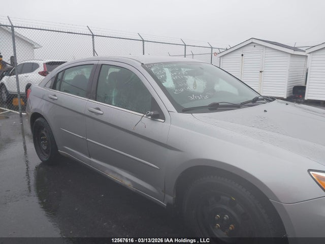 12567616 :رقم المزاد ، 1C3CCBAB5DN719743 vin ، 2013 Chrysler 200 Lx مزاد بيع