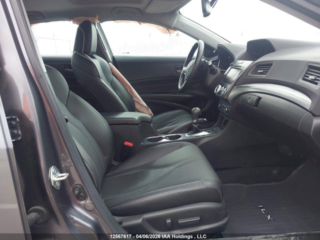 19UDE2F76LA801132 Acura Ilx Premium/technology