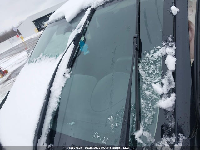 JA4AZ2A30KZ608446 Mitsubishi Outlander Es