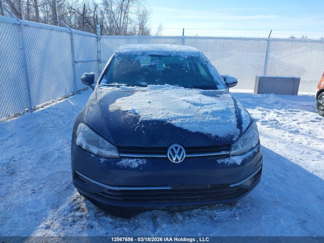 12567656 :رقم المزاد ، 3VWE17AU2JM269125 vin ، 2018 Volkswagen Golf 1.8 Tsi Trendline مزاد بيع