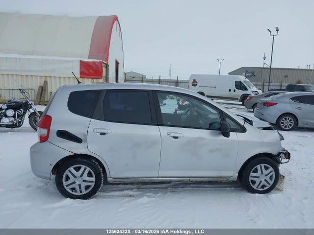 Продажа на аукционе авто 2007 Honda Fit Dx, vin: JHMGD38267S810191, номер лота: 12563433