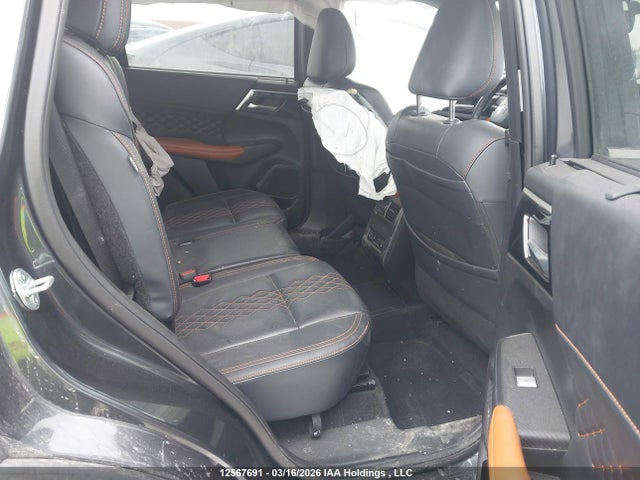 JA4T5WA94RZ620836 Mitsubishi Outlander