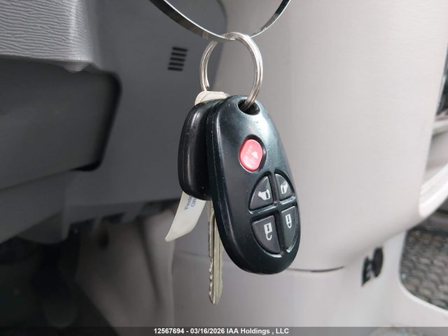 Toyota SIENNA LE 2014 5TDKK3DC8ES424958 Image 11