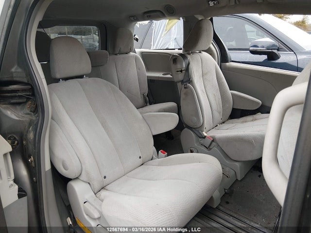 Toyota SIENNA LE 2014 5TDKK3DC8ES424958 Image 8