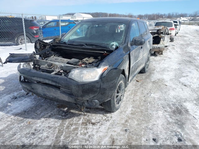 Продажа на аукционе авто 2014 Mitsubishi Outlander Es, vin: JA4AD2A34EZ606430, номер лота: 12549313