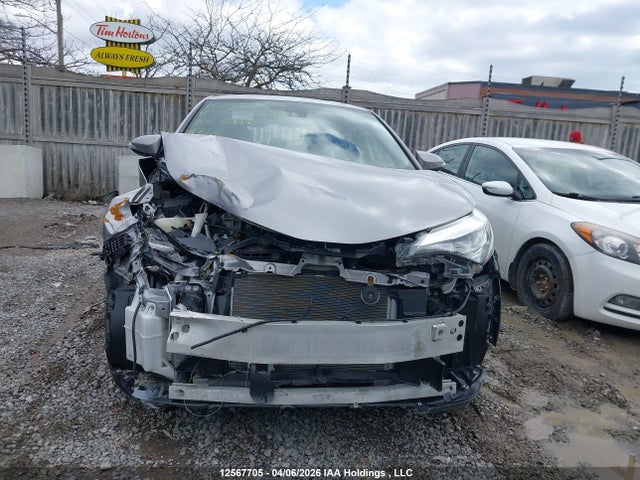 JTNKHMBX2L1063887 Toyota C-HR