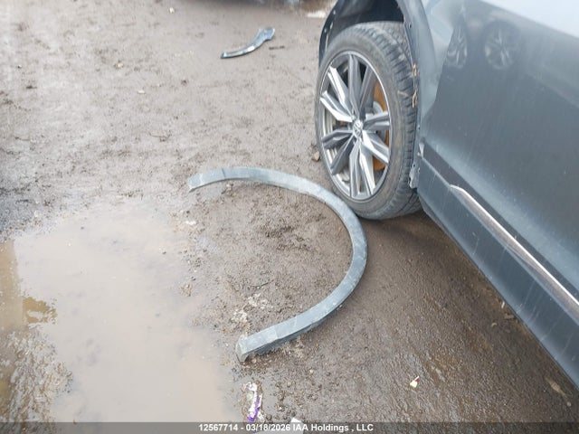 3VV4B7AXXJM088605 Volkswagen Tiguan Highline
