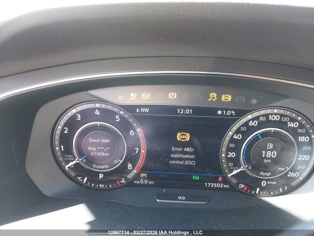 3VV4B7AXXJM088605 Volkswagen Tiguan Highline