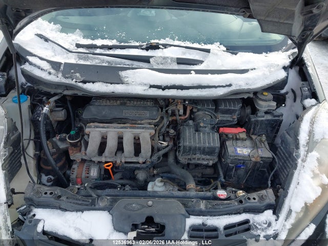 12536963 :رقم المزاد ، LUCGE8H30E3000997 vin ، 2014 Honda Fit Dx-a مزاد بيع