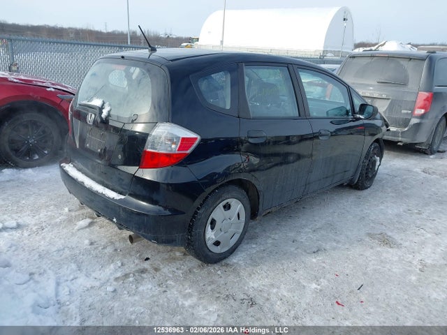 12536963 :رقم المزاد ، LUCGE8H30E3000997 vin ، 2014 Honda Fit Dx-a مزاد بيع