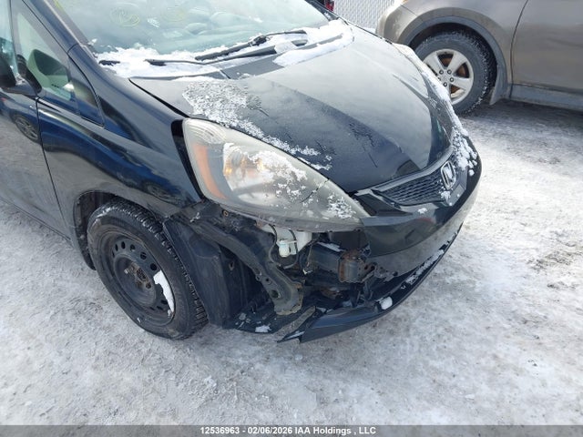 12536963 :رقم المزاد ، LUCGE8H30E3000997 vin ، 2014 Honda Fit Dx-a مزاد بيع