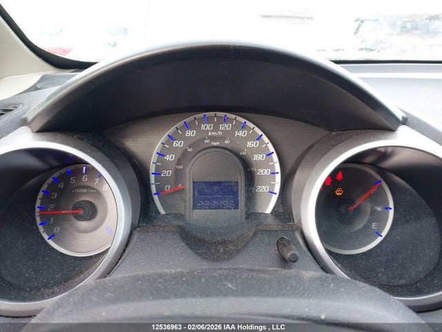 12536963 :رقم المزاد ، LUCGE8H30E3000997 vin ، 2014 Honda Fit Dx-a مزاد بيع