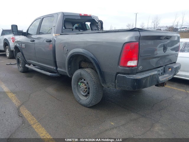 12567738 :رقم المزاد ، 3C6UR5DL8FG509709 vin ، 2015 Ram 2500 Slt مزاد بيع