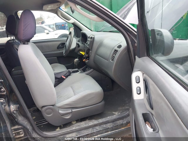 Продажа на аукционе авто 2005 Ford Escape Xlt, vin: 1FMYU03115KB60231, номер лота: 12567745
