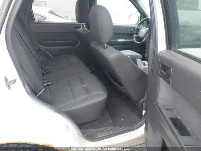 12567756 :رقم المزاد ، 1FMCU9DGXBKA40151 vin ، 2011 Ford Escape Xlt مزاد بيع