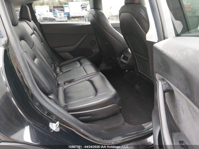 5YJYGAED8MF135377 Tesla Model Y Performance/standard Range