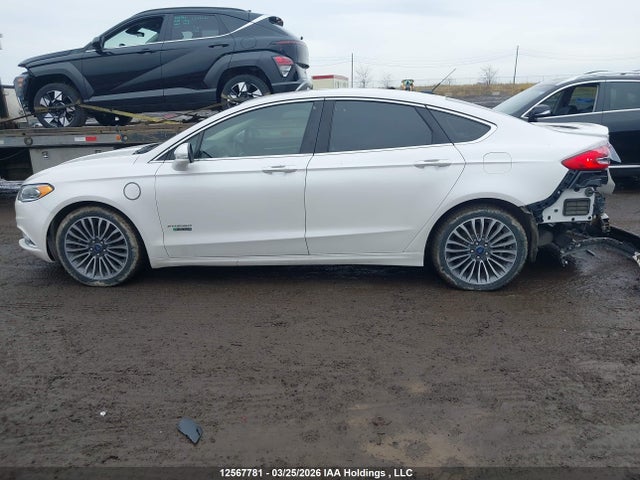3FA6P0SU4JR279305 Ford Fusion