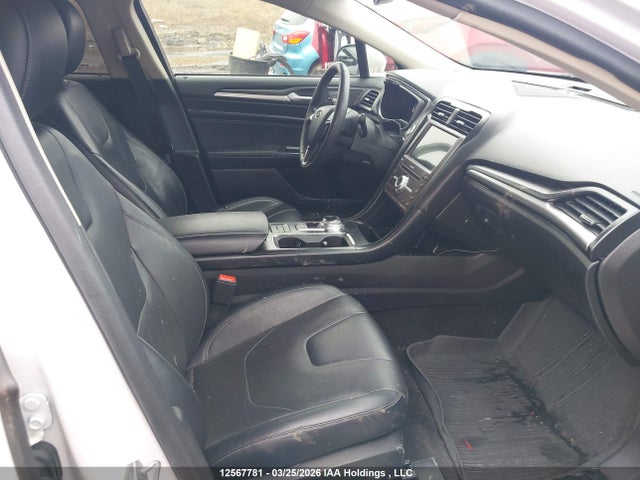3FA6P0SU4JR279305 Ford Fusion