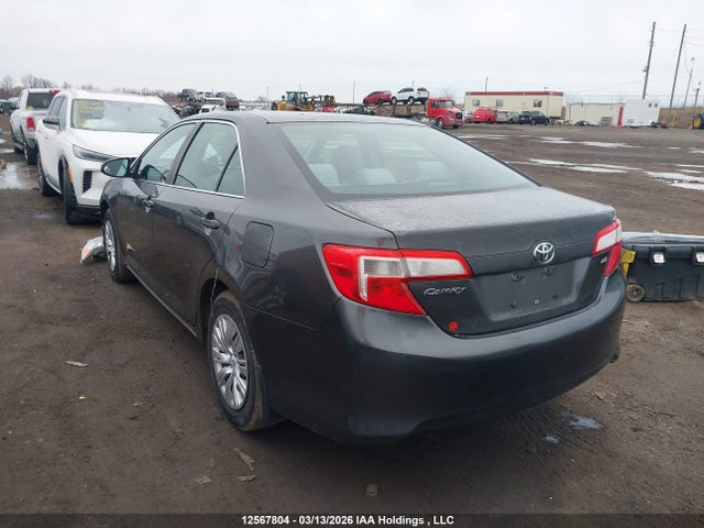 12567804 :رقم المزاد ، 4T1BF1FK8CU201935 vin ، 2012 Toyota Camry Se/le/xle مزاد بيع