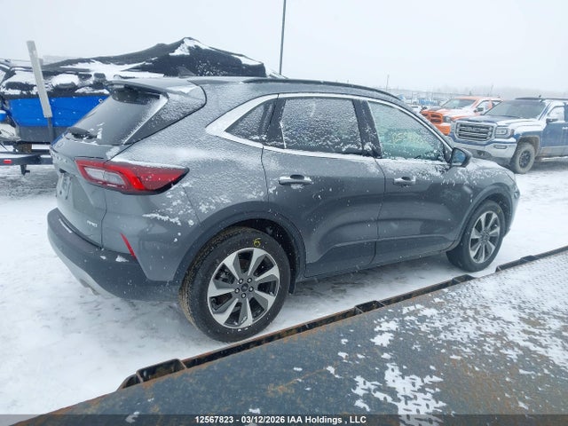 1FMCU9JA1RUA72257 Ford Escape Platinum