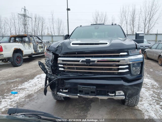 1GC4YREY9NF349871 Chevrolet Silverado 2500hd High Country