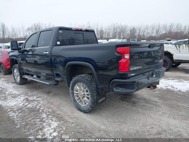 1GC4YREY9NF349871 Chevrolet Silverado 2500hd High Country