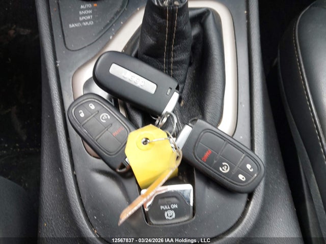 1C4PJMDS6HD226871 Jeep Cherokee Limited