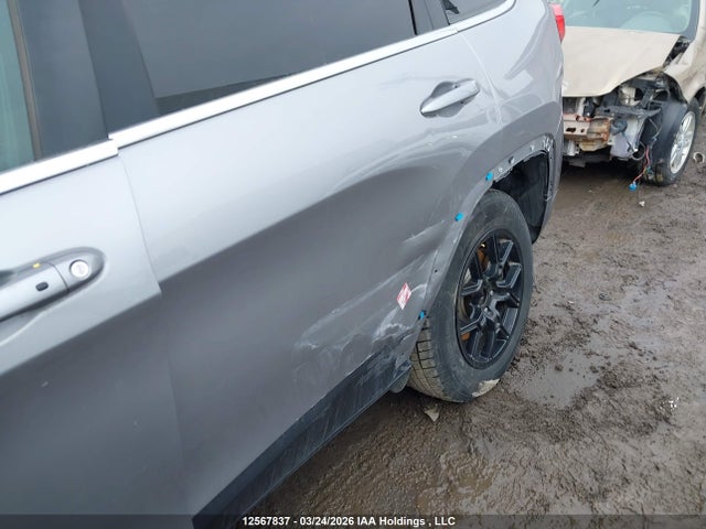 1C4PJMDS6HD226871 Jeep Cherokee Limited